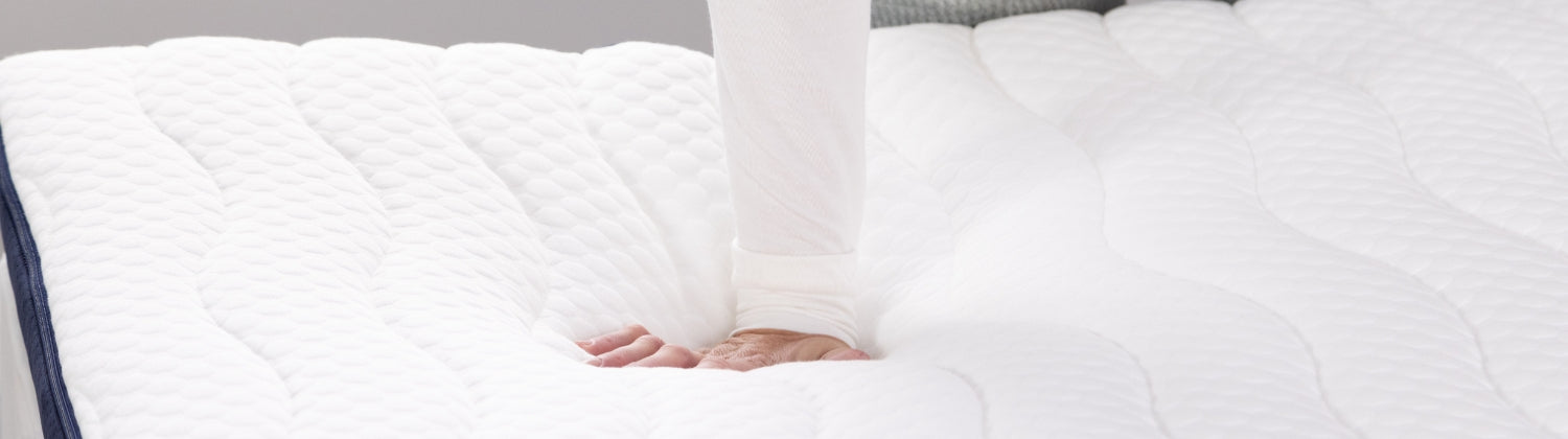 Cooling | The Mattress Topper Company | UK's Lowest Topper Prices | Featuring UK's Top-Rated Mattress Toppers by Hypnos, Silentnight, Sealy, Seriously Comfortable & More | Memory Foam, Wool, Latex, Hollowfibre